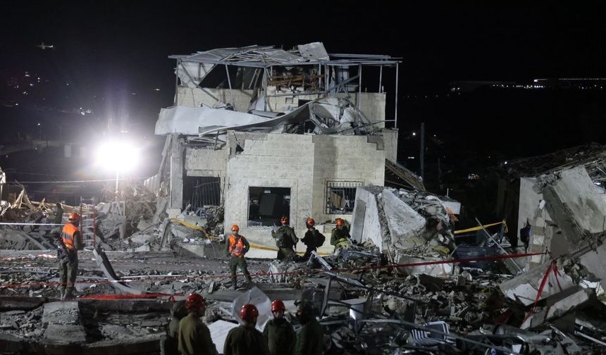 İran'ın İsrail'e düzenlediği misillemede 9 kişi öldü, 11 kişi kayıp