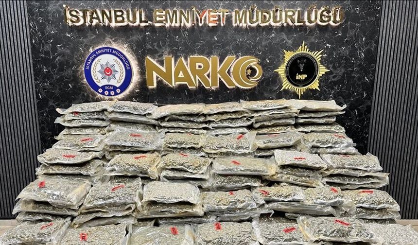 İstanbul'da 4 tırda 527 kilo 475 gram uyuşturucu ele geçirildi