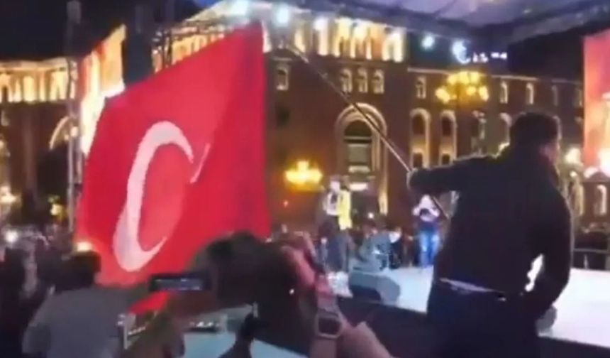 Ermenistan'da Türk bayrağına alçak saldırı! Paşinyan'dan sert tepki: Provokatif
