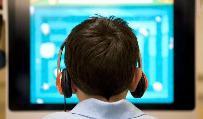 Avustralya, çevrim içi tehlikelere karşı dört oyun platformundan "şeffaflık" talep etti