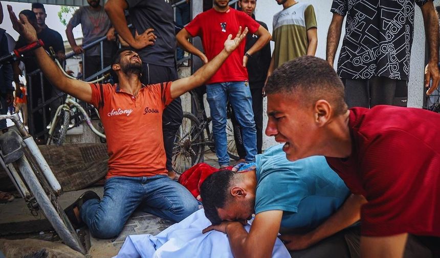 Soykırımcı İsra*l'in Gazze Şeridi'ne saldırılarında şehit sayısı 72 bin 562'ye yükseldi