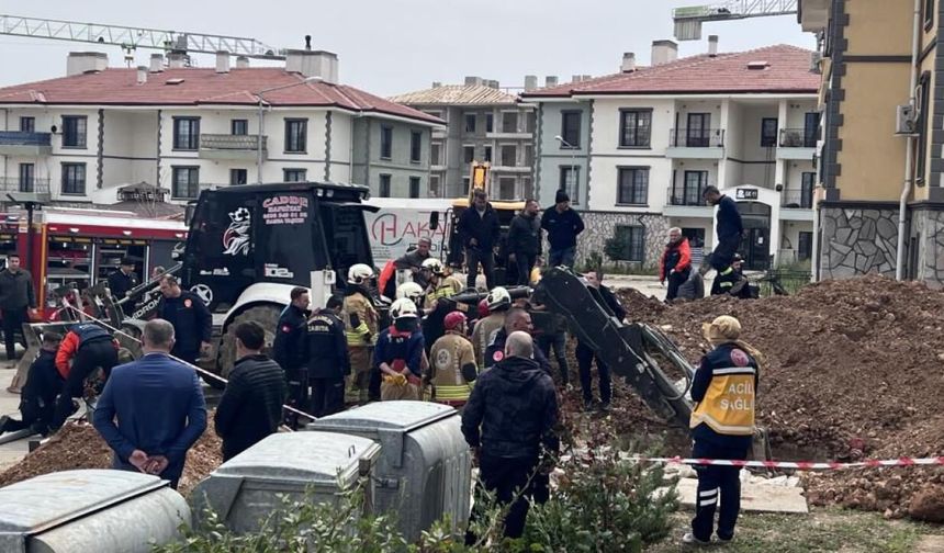 Kahreden olay: Manisa'da göçük altında kalan işçi öldü