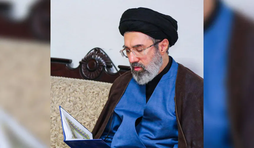 İran lideri Hamaney: "Hürmüz Boğazı’nın yönetimini yeni bir aşamaya taşıyacağız"