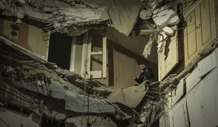 İsra*l'in Lübnan'a düzenlediği saldırılarda can kaybı 2 bin 55'e çıktı