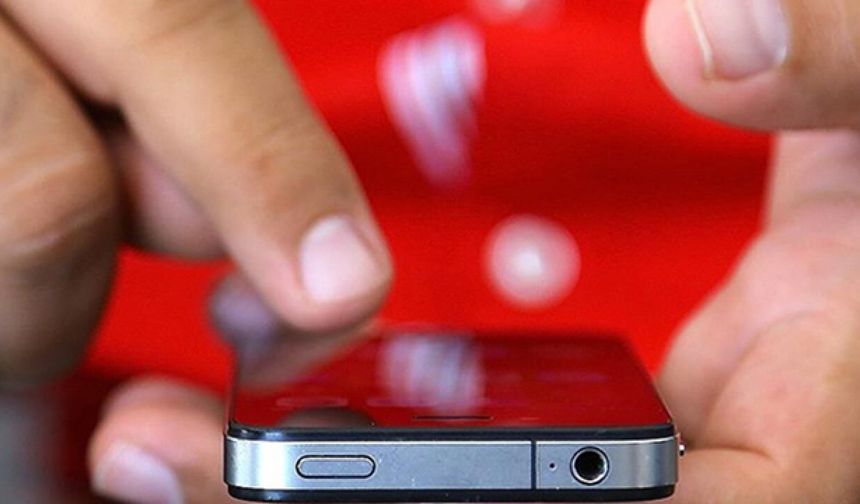 'Banka personeli' yalanıyla 1,5 milyon lira dolandırdılar