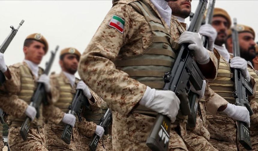 İran Ordusu'ndan kararlılık mesajı: Pişman edene kadar devam