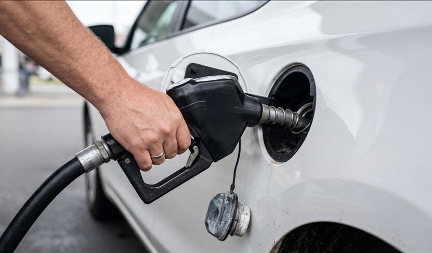 Avustralya'da uzun yolculuğa çıkacak sürücülere "yakıt kıtlığı" nedeniyle tedarik çağrısı