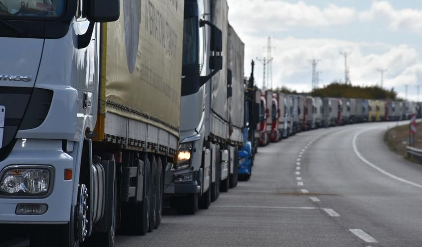 10 yıllık düğüm çözüldü: Türk tır şoförlerine vize kolaylığı