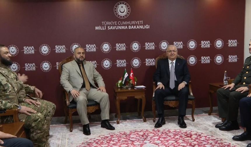 Bakan Güler, Suriye Savunma Bakanı Kasra ile görüştü