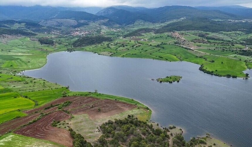 Uşak'ta geçen yıl susuz kalan Küçükler Barajı tamamen doldu