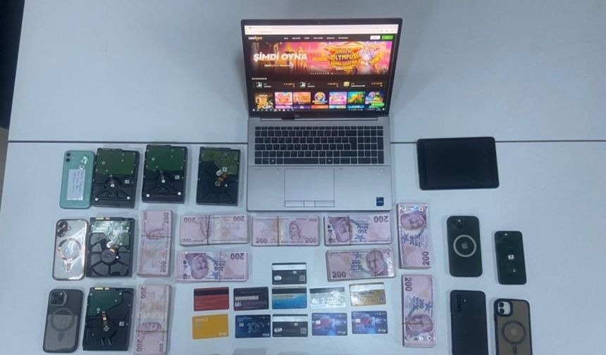 Bakan Gürlek açıkladı! 221 kişiye 70 milyar liralık operasyon