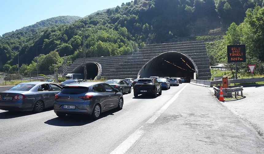 Bolu Dağı Tüneli'nden 11 günde 1 milyondan fazla araç geçti