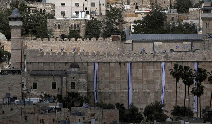 İsrail, Harem-i İbrahim Camisi'nde 10 gündür ezan okunmasını engelliyor