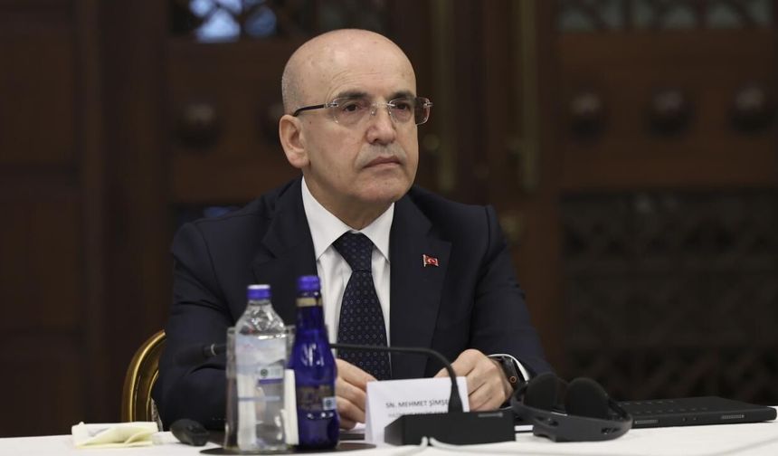 Bakan Şimşek: Türkiye'yi üretim merkezi haline getirmek için çalışıyoruz