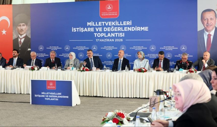 Bakan Çiftçi: Sahipsiz sokak hayvanlarının tamamını yıl sonuna kadar barınaklara veya doğal yaşam alanlarına alacağız