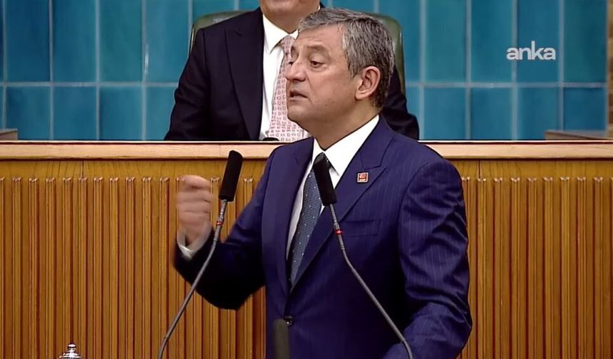 Grup gerilimi sonrası Özgür Özel kürsüde