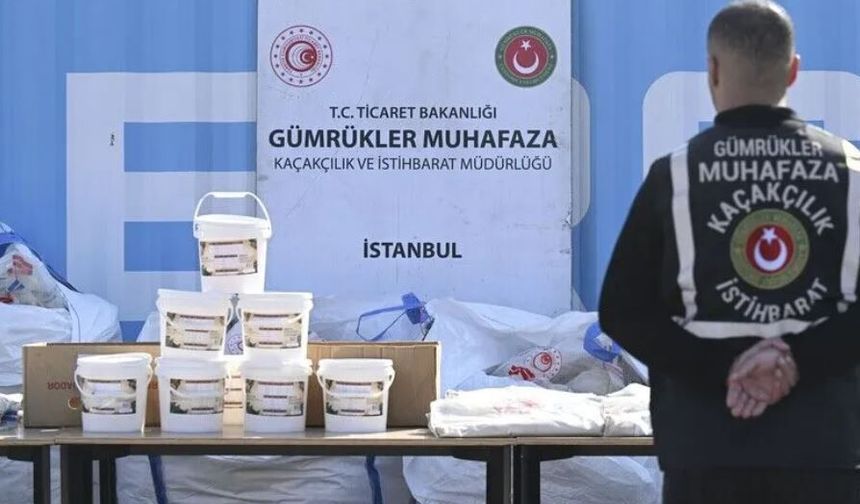 İstanbul'daki Ambarlı Limanı'nda yaklaşık 3 ton uyuşturucu ele geçirildi