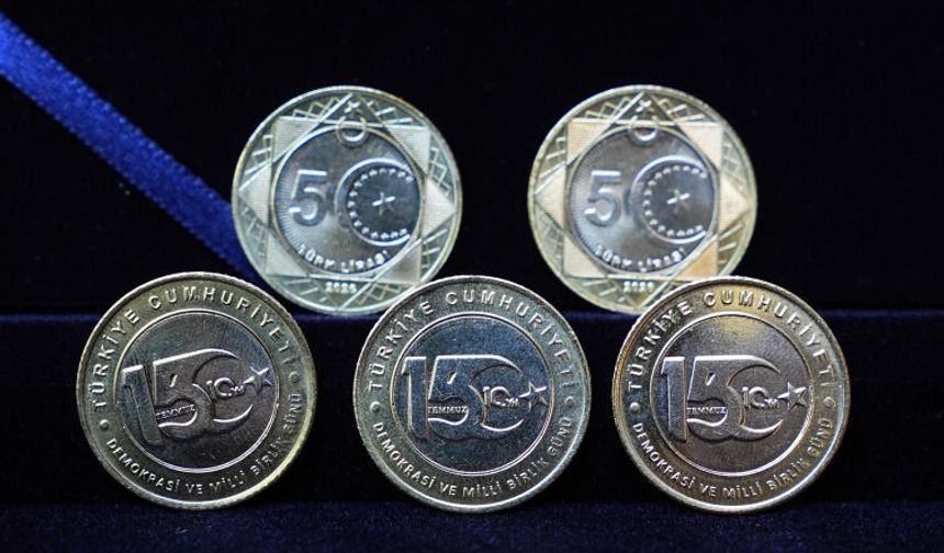 15 Temmuz'un 10. yılına özel 5 lira basıldı