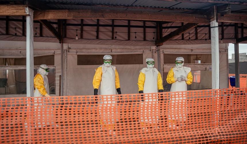 Uganda'nın "Ebola'dan arındırılmış ülke" ilan edilmesi için gözlem süreci başlıyor
