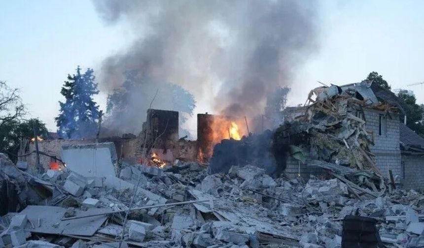 Kiev Belediye Başkanı Kliçko, başkentin hava saldırısı altında olduğunu bildirdi