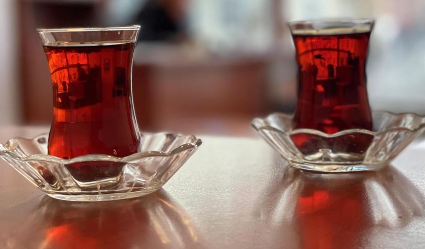 Tarım ve Orman Bakanlığı açıkladı! İki çay markasında yasaklı boya tespit edildi