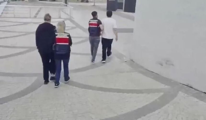 Bakan Akın Gürlek, vize operasyonuyla 6 ilde 49 şüpheli hakkında işlem başlatıldığını bildirdi