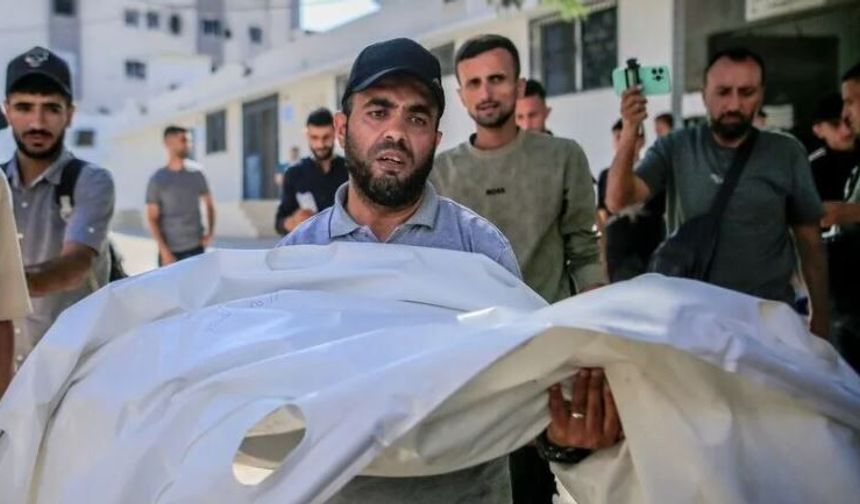 Gazze'de İsrail askerlerinin başından vurduğu 13 yaşındaki kız çocuğu şehit oldu