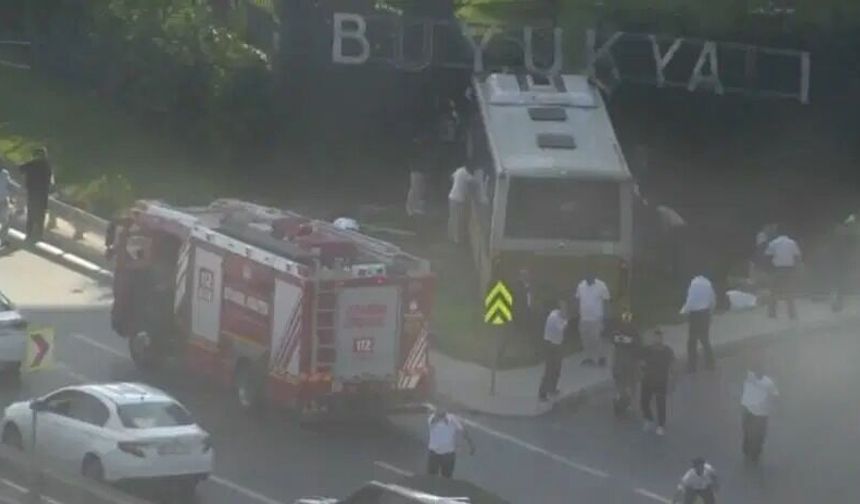 Zeytinburnu'nda İETT otobüsü kazası: 1 kişi öldü, 17 kişi yaralandı