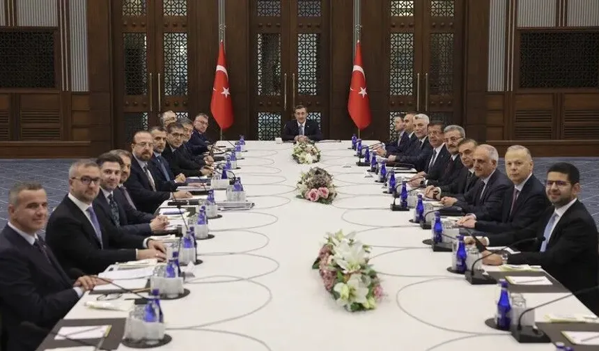 EKK Toplantısı'nın ardından yazılı açıklama: Sosyal refahı artıracağız