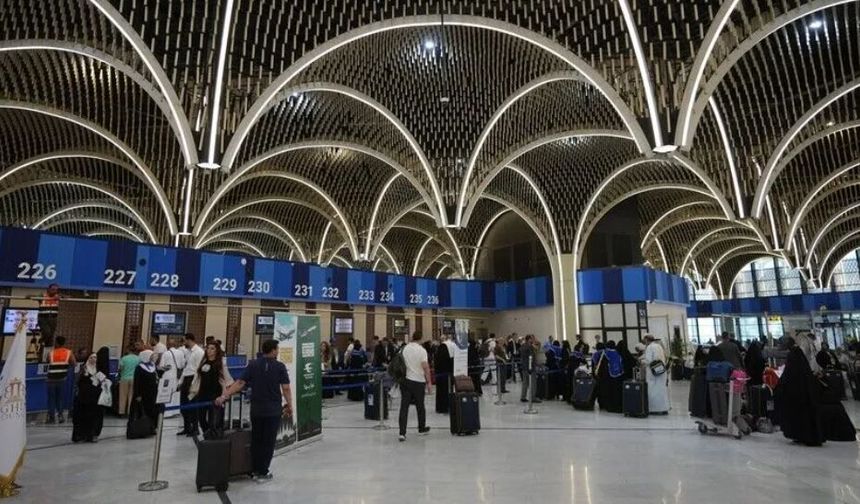 ABD, Bağdat Havalimanı'ndaki diplomatik destek sahasını Irak'a devretti