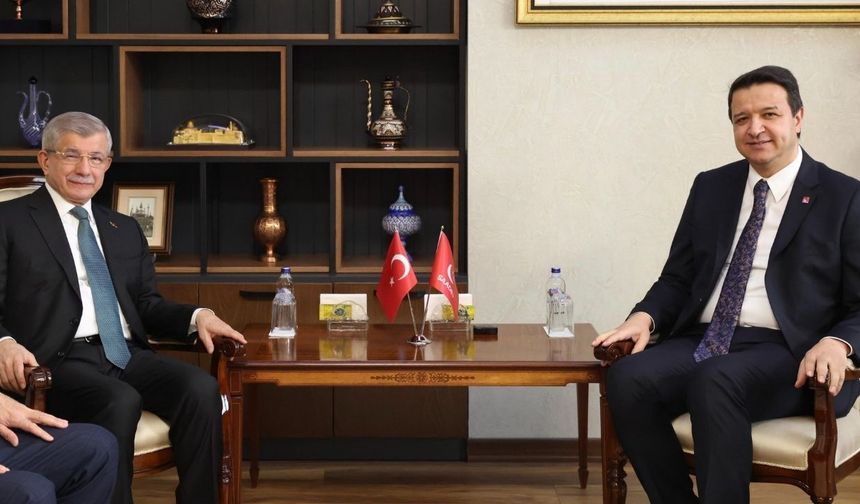 Mahmut Arıkan'dan Davutoğlu'na soruşturma açılmasına tepki