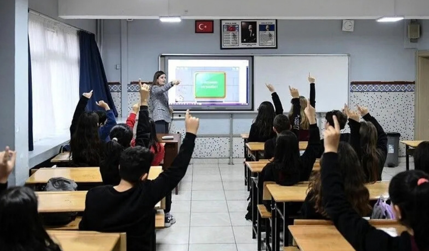 Türkiye'de muhtemel eğitim süresi 2025'te 16,8 yıl oldu