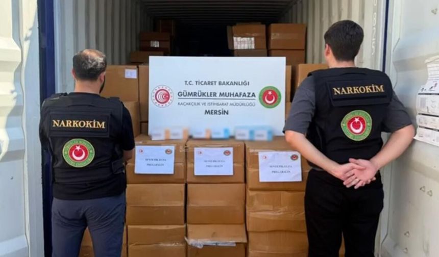 Mersin'de reçetesiz satılması yasak olan 1,7 ton ilaç ele geçirildi