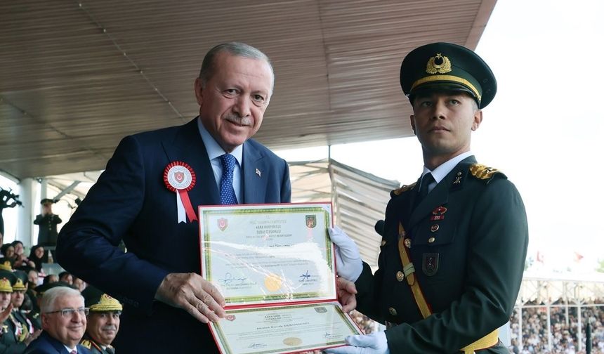 İmam Hatip Lisesi mezunu, Kara Harp Okulu birincisi oldu