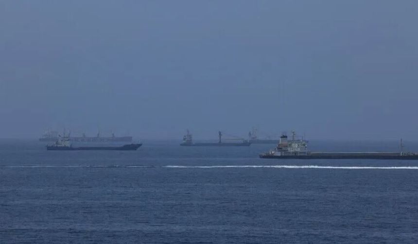 İran: CENTCOM Komutanı BAE ordusunu kullanarak Hürmüz Boğazı’nda kaçakçılığı yönetiyor