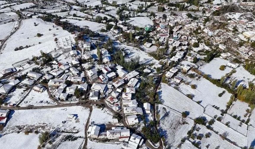 Uşak, Karabük ve Kastamonu'nun yüksek kesimleri karla kaplandı