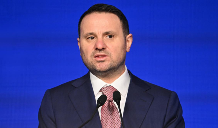 Bakan Gürlek: Adalet paylaşıldıkça barış da çoğalır