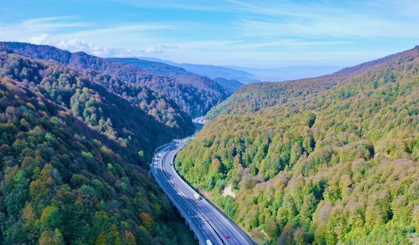 Bolu sonbahar renklerine büründü