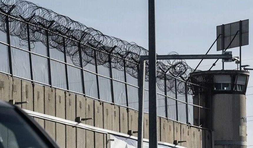 İşgalci İsrail hapishanelerinde tutuklulara ateş açıldığına dair 22 ifade belgelendi