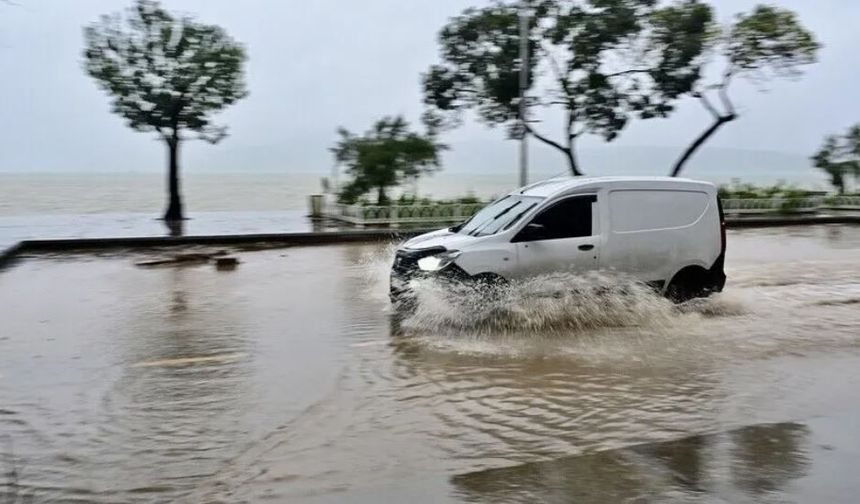 İstanbul için yeni kuvvetli yağış uyarısı