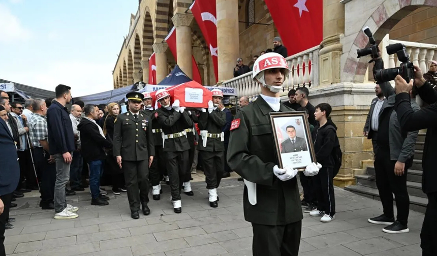 Görev sırasında şehit olan uzman çavuş Kahramanmaraş'ta son yolculuğuna uğurlandı