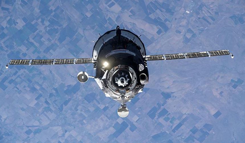 Rus uzay aracı, Uluslararası Uzay İstasyonu’nu iterek yörüngesinden oynattı
