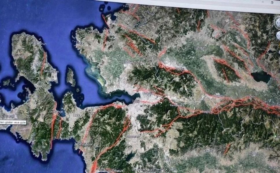Ege’de deprem için iki farklı senaryo: “İzmir Fayı’na dikkat edilmesi gerek”