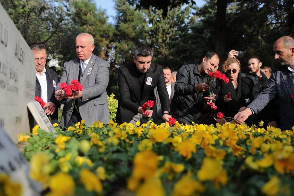 Merhum_Başkan_Mehmet_Ali_Büklü_Mezarı_Başında_Anıldı (1)