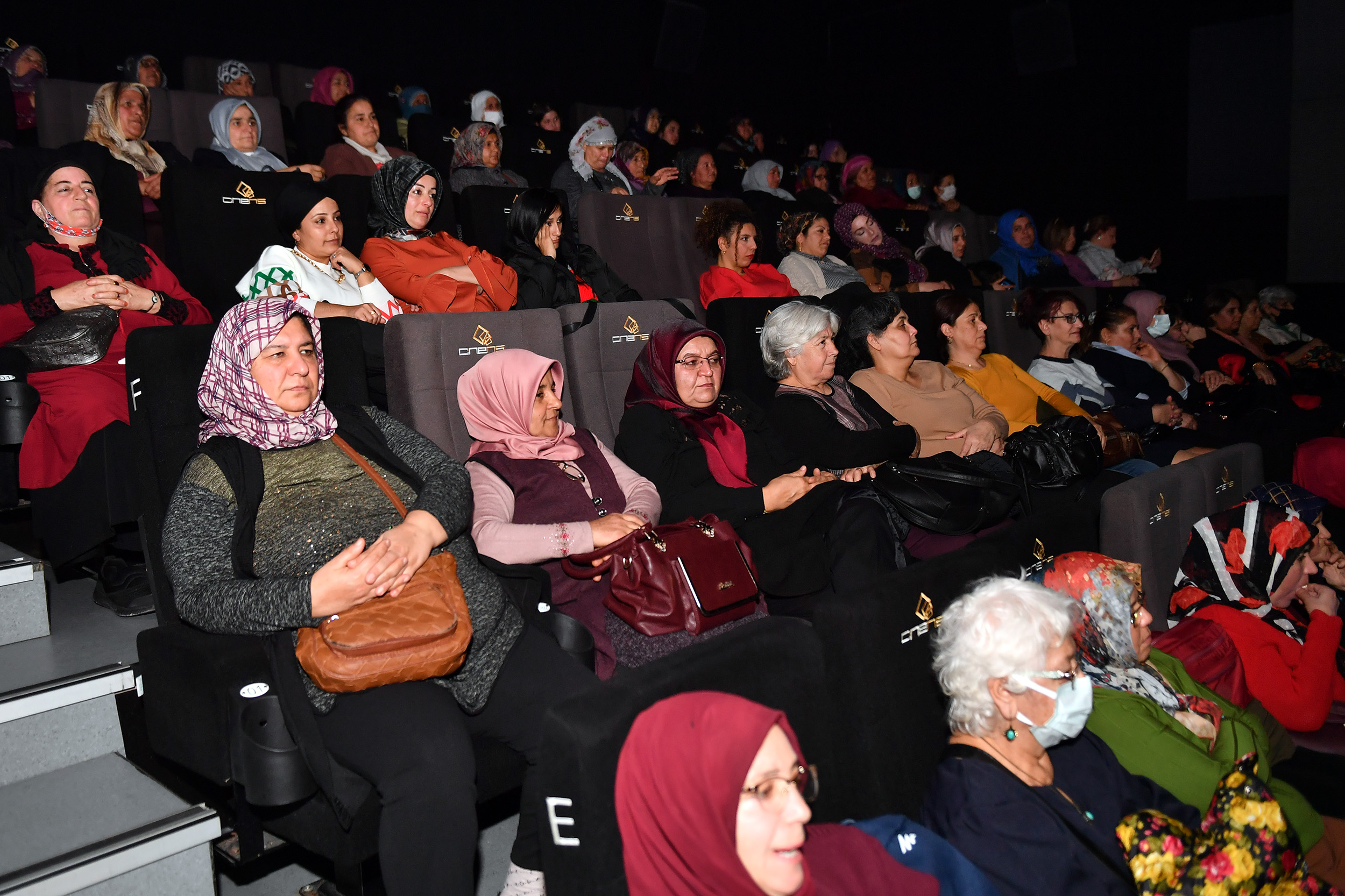 BÜYÜKŞEHİR KADINLARIMIZI SİNEMAYLA BULUŞTURDU (3)