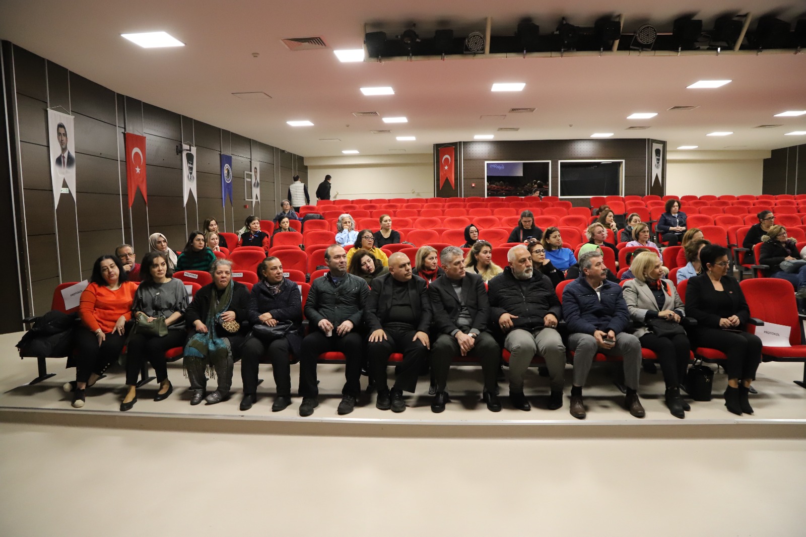 Kartallı Kadınlardan 8 Mart’ta Depremzedeler İçin Yürekleri Isıtan Etkinlik (3)