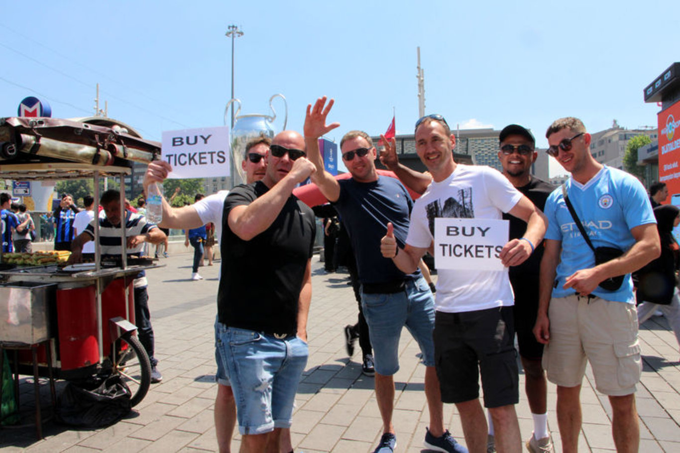 3598975_0b5c83a1610f0a6b75cdb7cbbb22f690_1366x1366