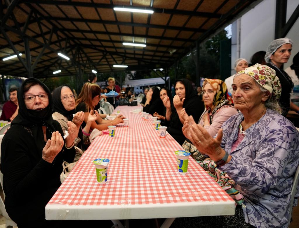 Muharrem Ayı’nın İlk Orucu Dualar Eşliğinde Açıldı (2)