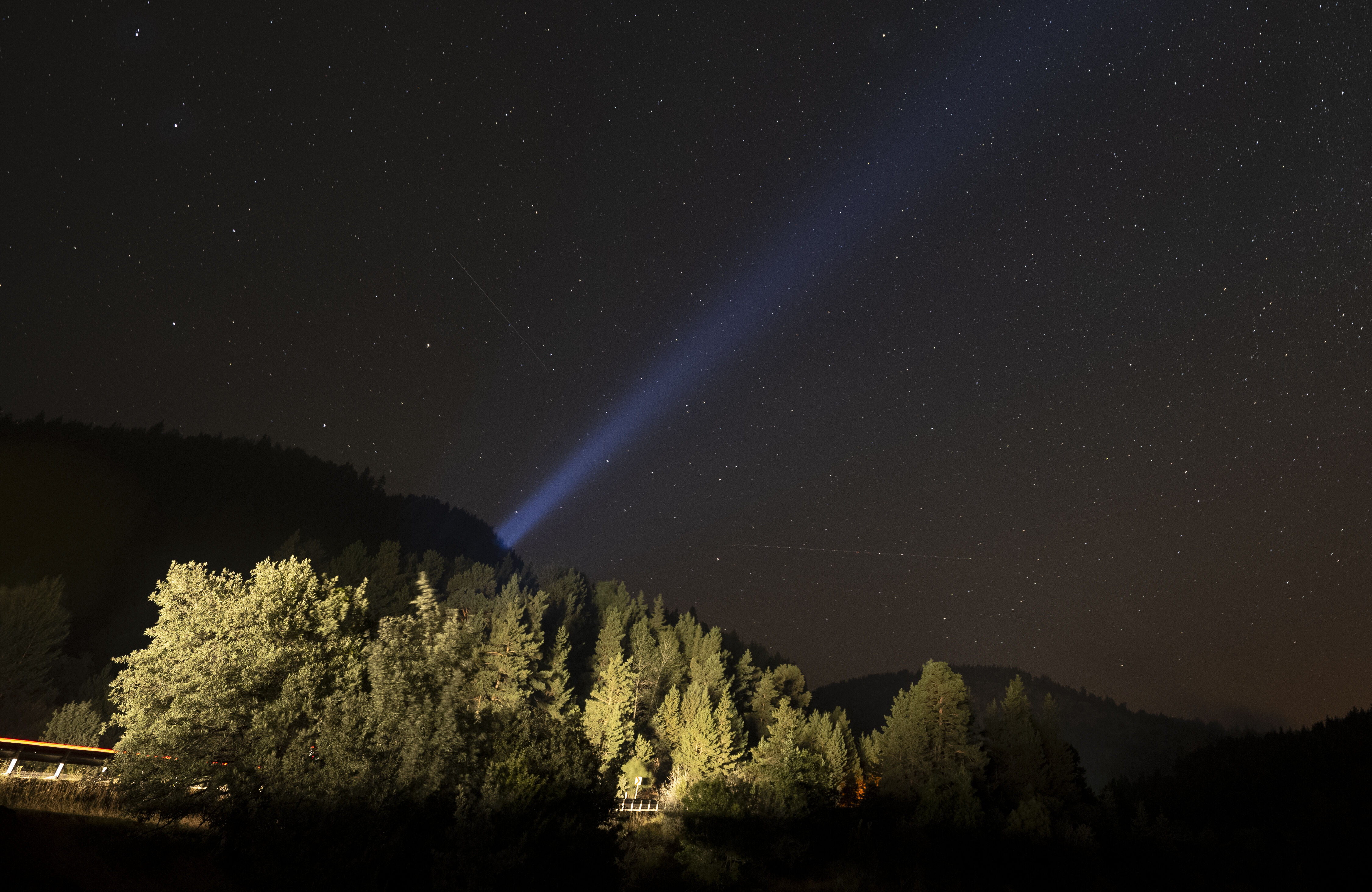 AA-20230813-31906799-31906786-ANKARADA_PERSEID_METEOR_YAGMURU