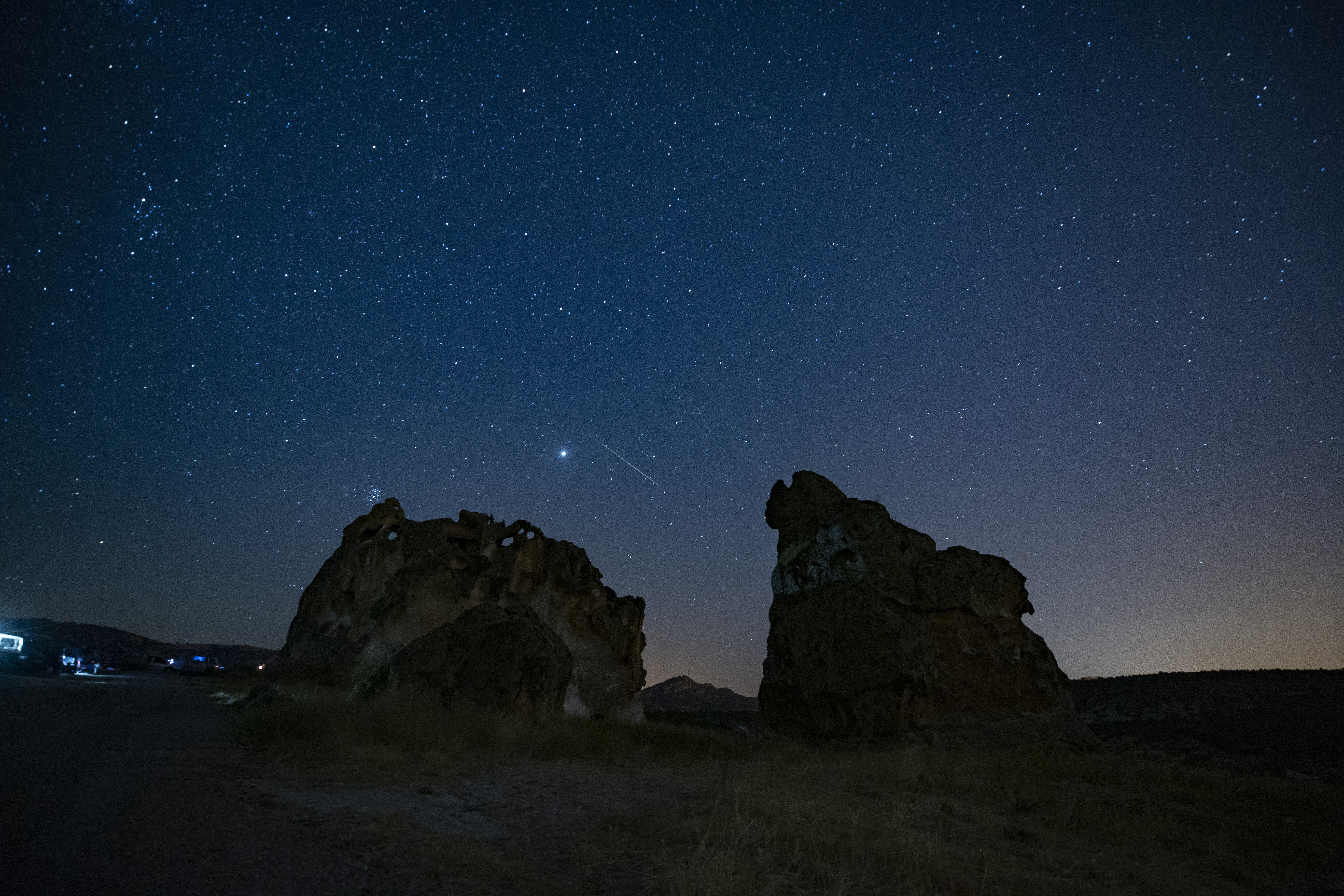 AA-20230813-31907018-31907005-TARIHI_FRIG_VADISINDE_PERSEID_METEOR_YAGMURU